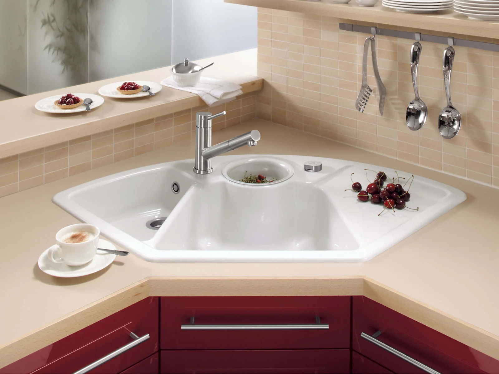 Rohový keramický dřez Villeroy & Boch Solo Corner